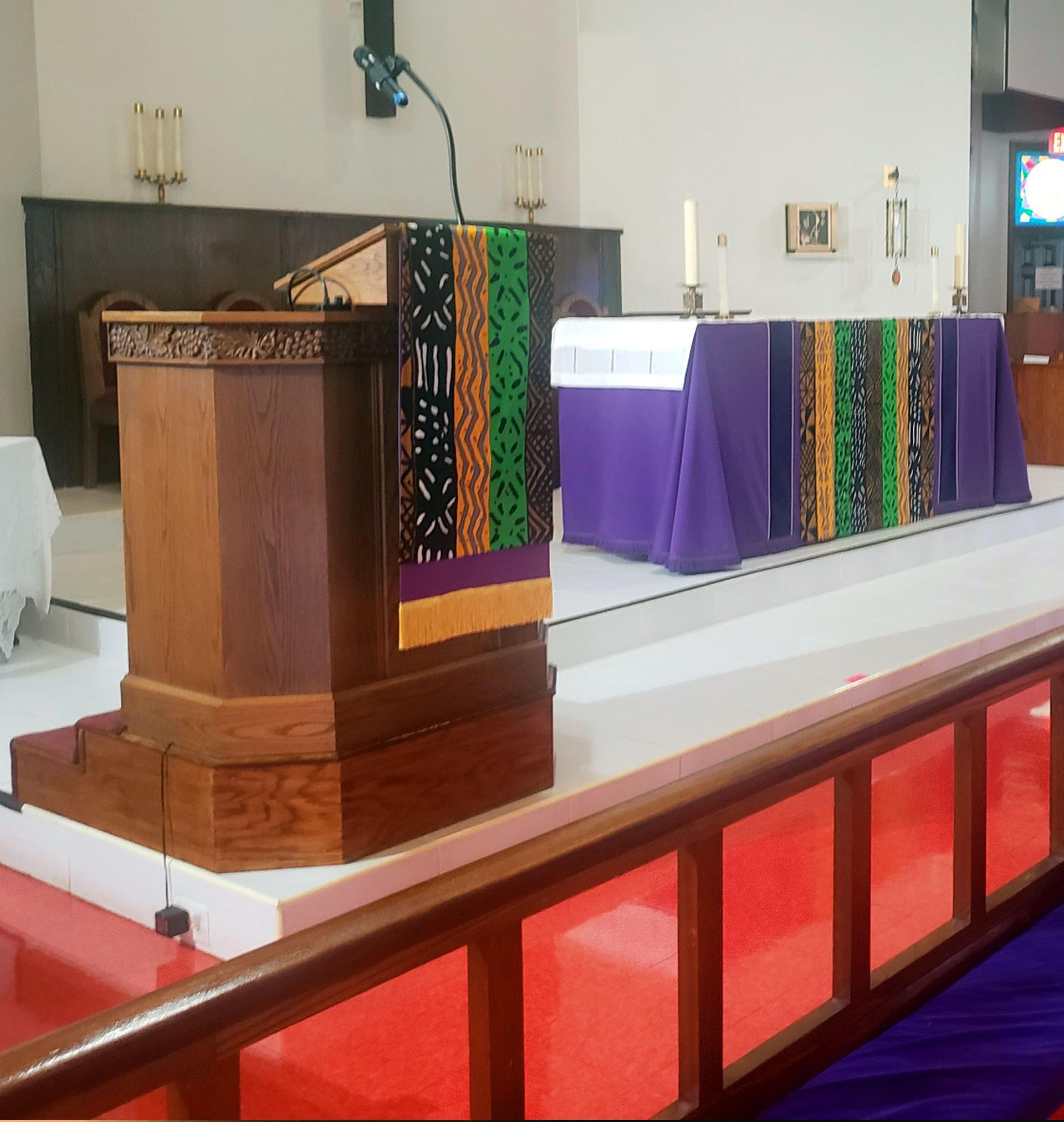 The Episcopal Church of the Atonement Altar